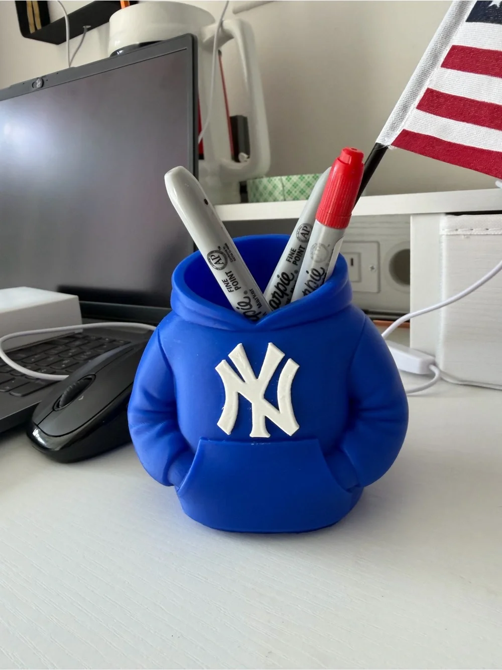 Pencil and pen organizer “Hoodie” (New York Yankees Sweatshirt)